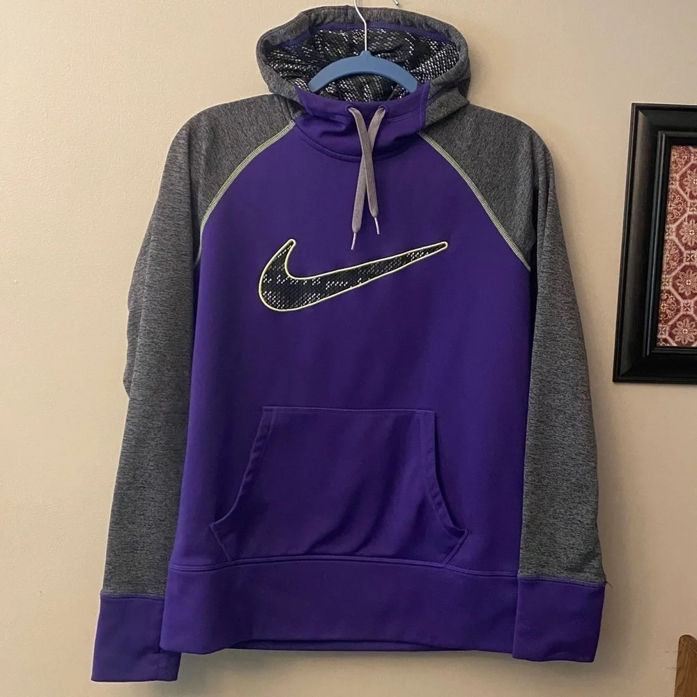 Nike Therma fit Hoodie Purple and Gray